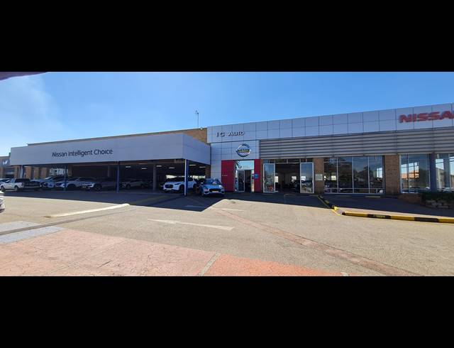 3,999M² SHOWROOM FOR SALE IN BENONI CENTRAL